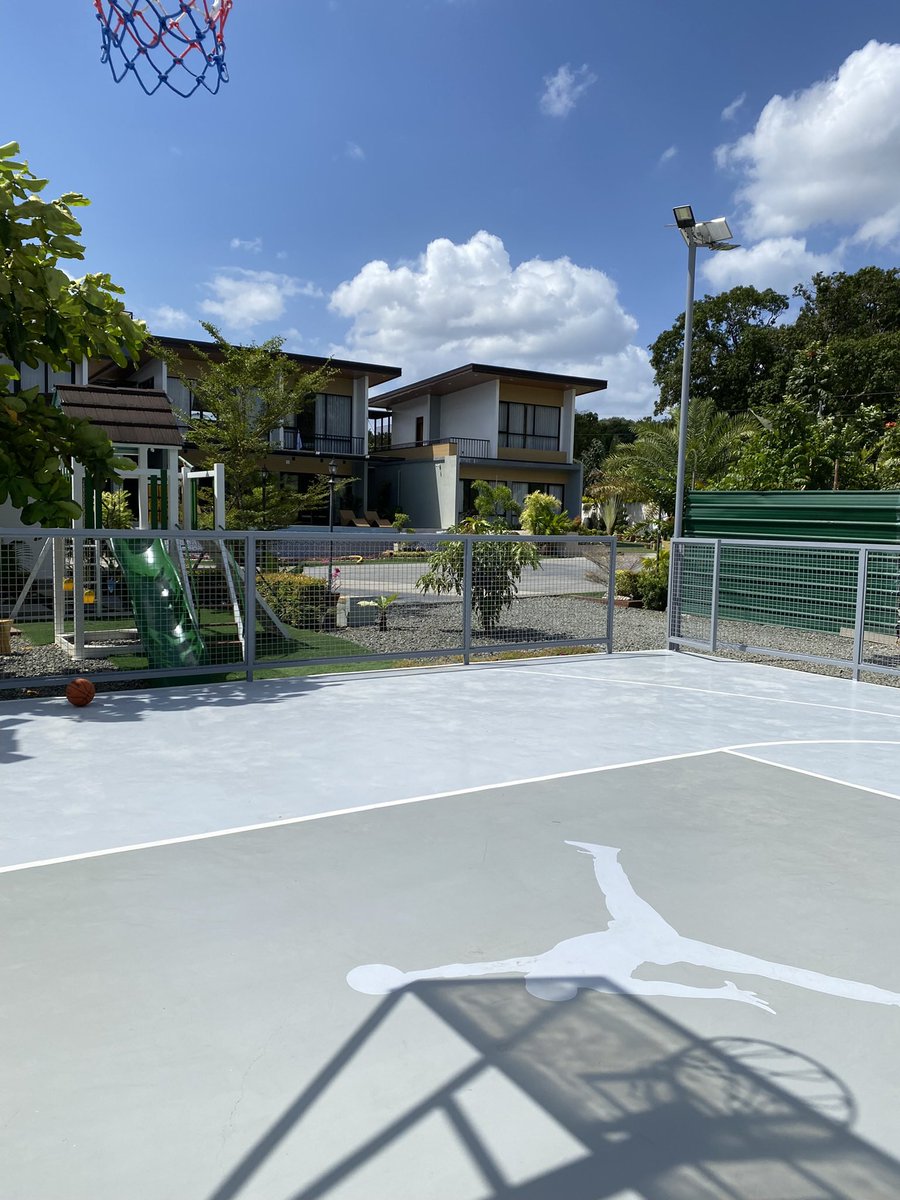 Neil_from_Manila tweet media