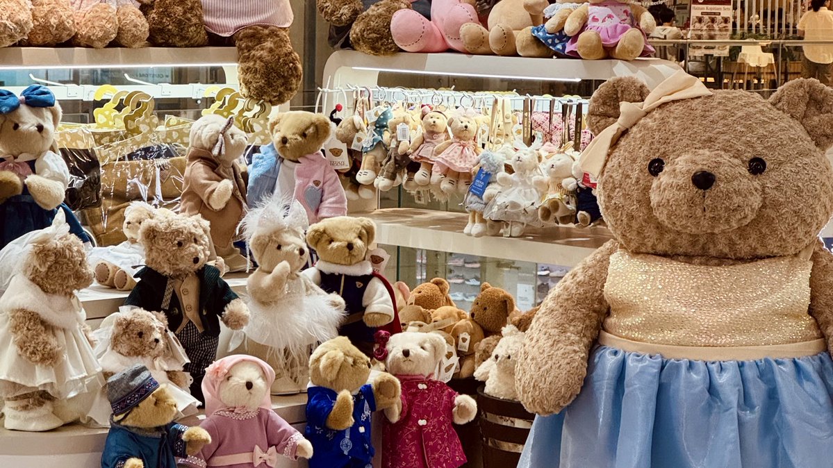 Claire Lune tweet media