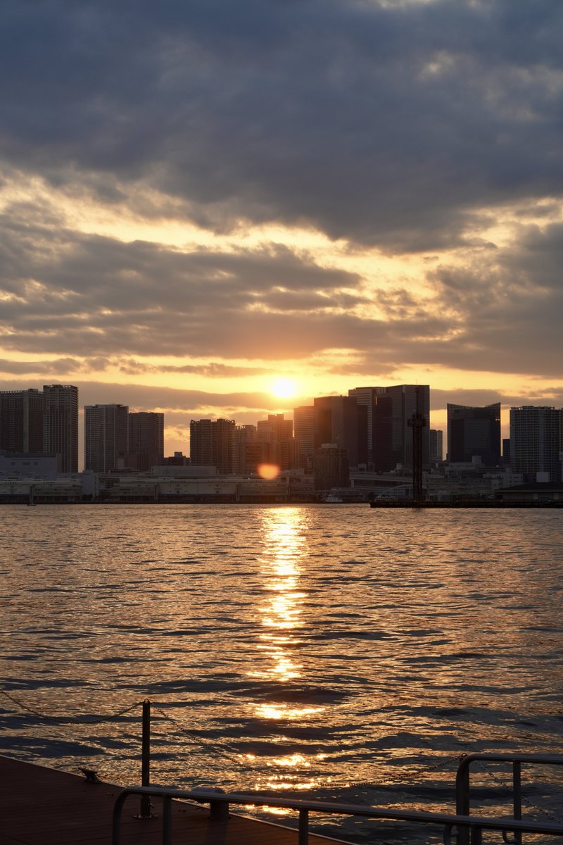 ぷらす tweet media