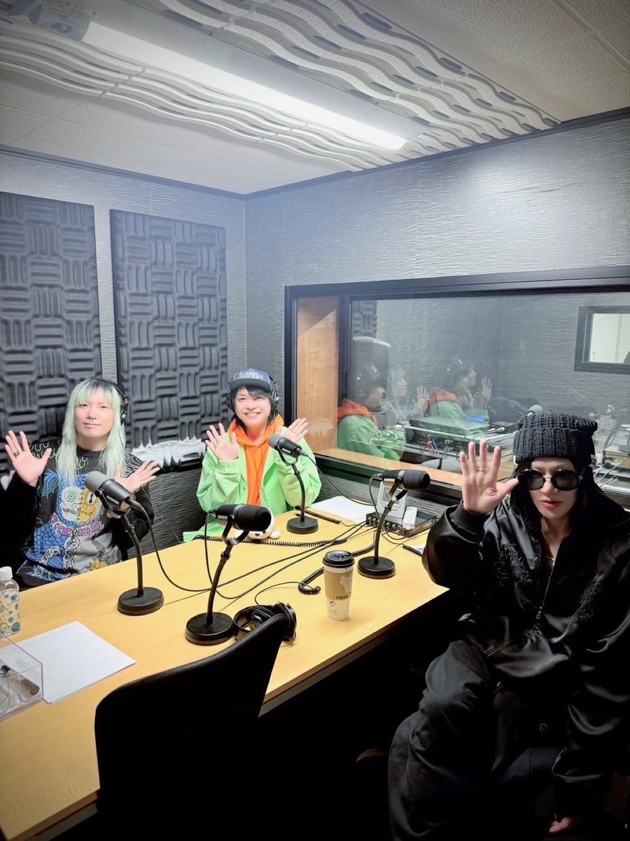 【Inventions from VISUNAVI Japan 第97回公開】

DJ：seek(<a href="/seek_bonshisya/">seek</a>)
ゲスト：Plastic Tree・有村竜太朗(<a href="/Pla_ryutaro/">有村　竜太朗</a>)
アシスタント：山内秀一(<a href="/s_yammauchi/">山内秀一(VISUNAVI Japanプロデューサー)</a>)

📹YouTubeでも聴けます！
youtube.com/@visunavioffic…

ゲストは竜太朗さんです！

#びじゅらじ