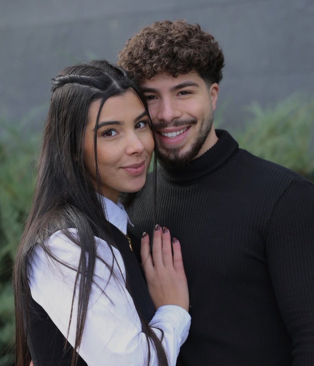 francesqa6's tweet photo. O único casal que realmente deu exemplo nestes últimos tempos: Margarida e Gonçalo. 
Não há como eles, mostraram ter valores, respeito e maturidade. Ainda bem que apoiei as pessoas certas. 😌💕 #sstvi https://t.co/PzF8MHlSQJ