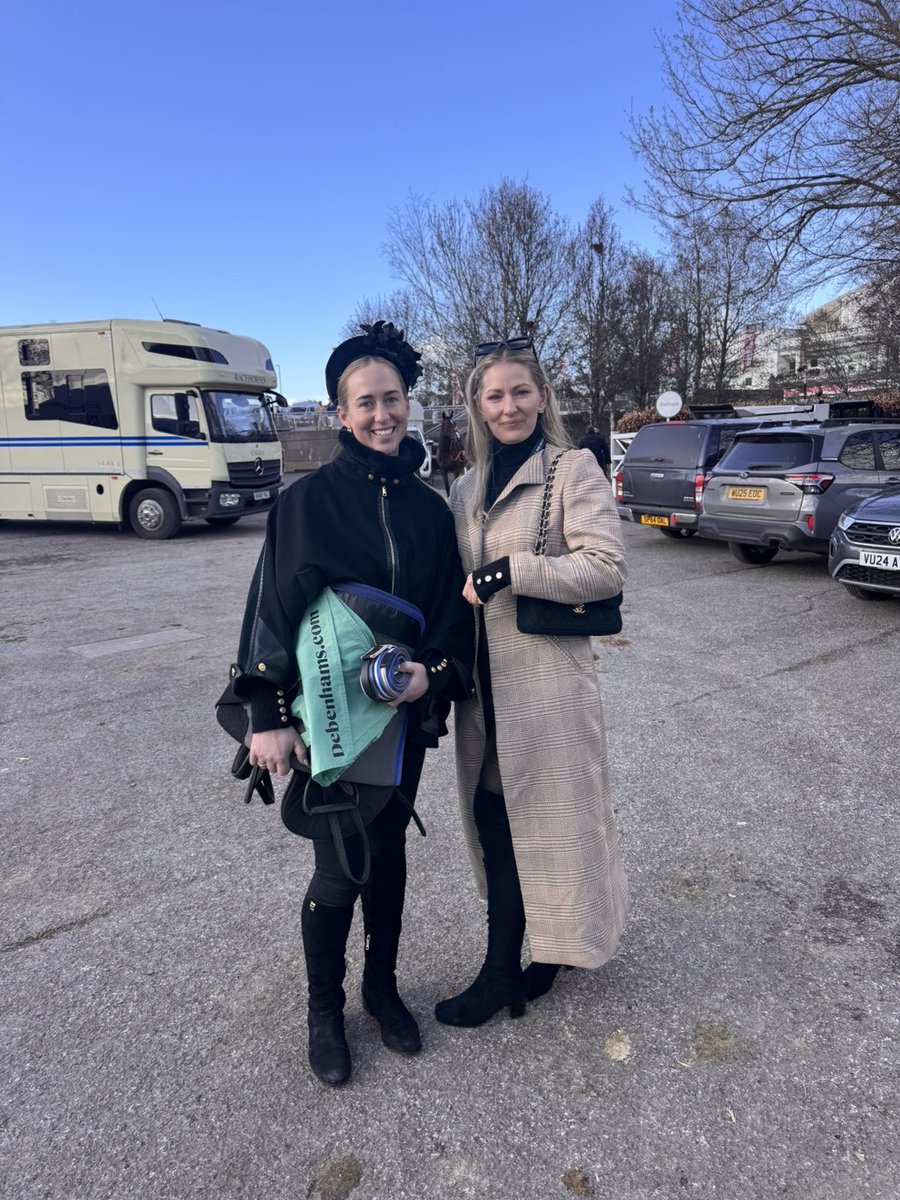 camilla sharples tweet media