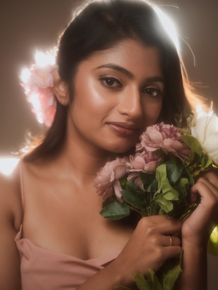 Common Man Media tweet media