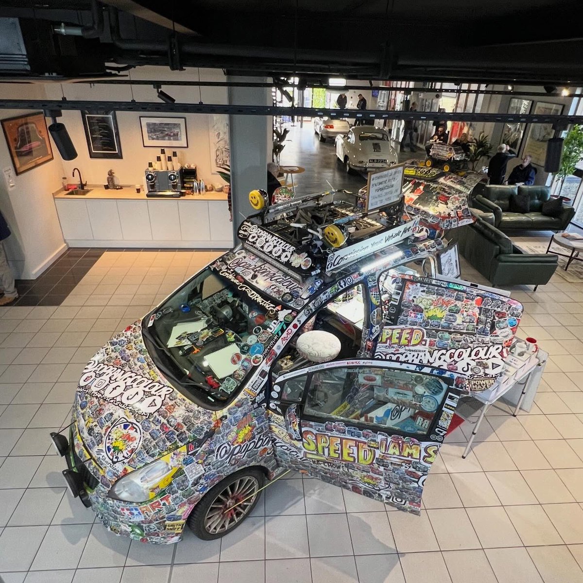 Popbangcolour tweet media