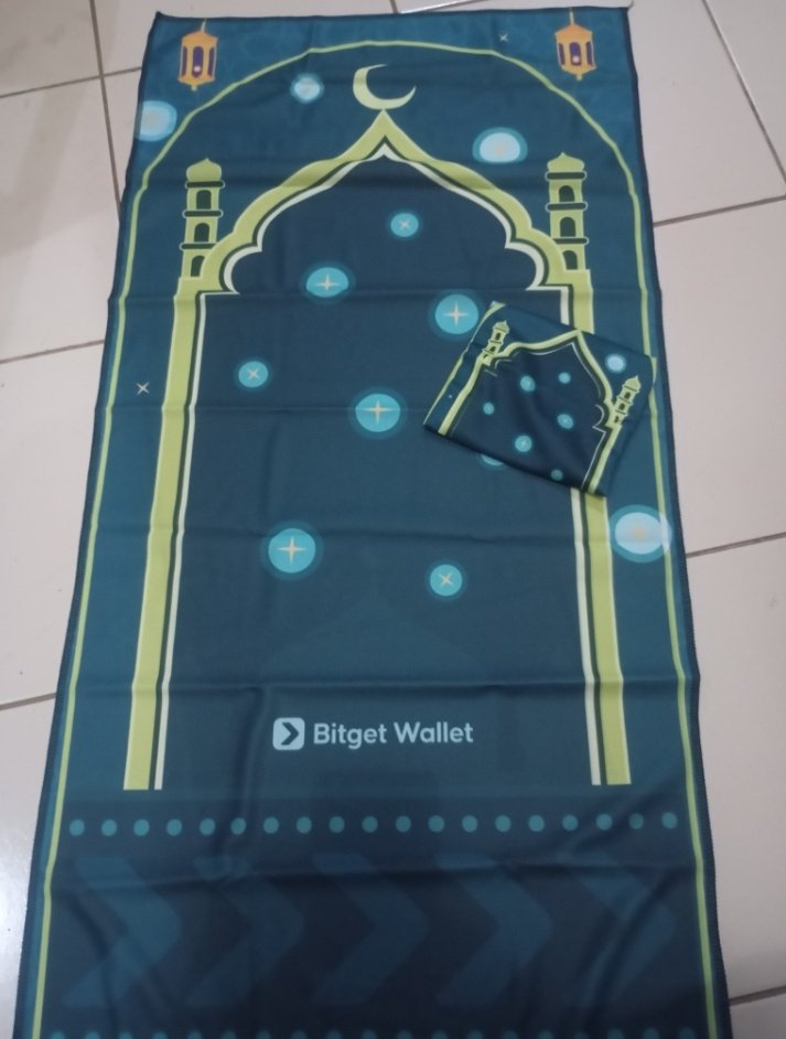 charicacha tweet media