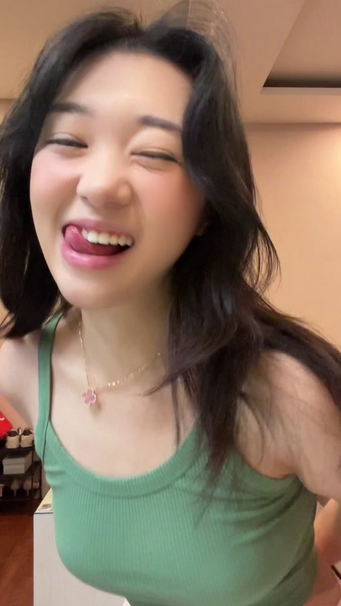 asupanharian 🐣 tweet media