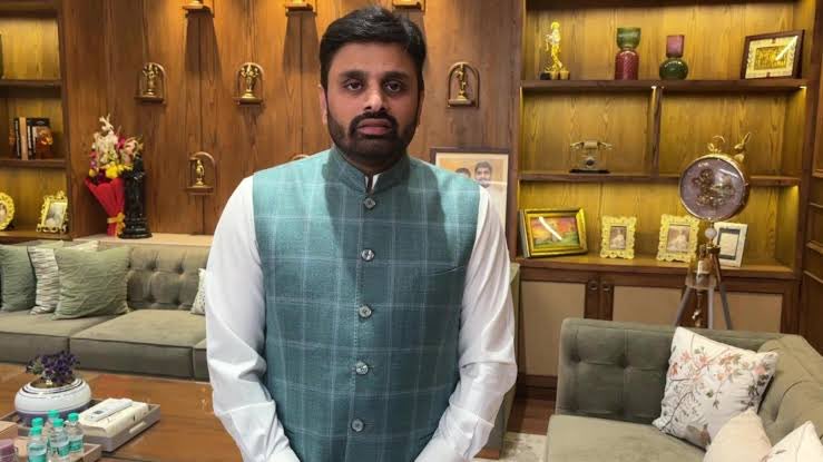 @Coreena Enet Suares tweet media