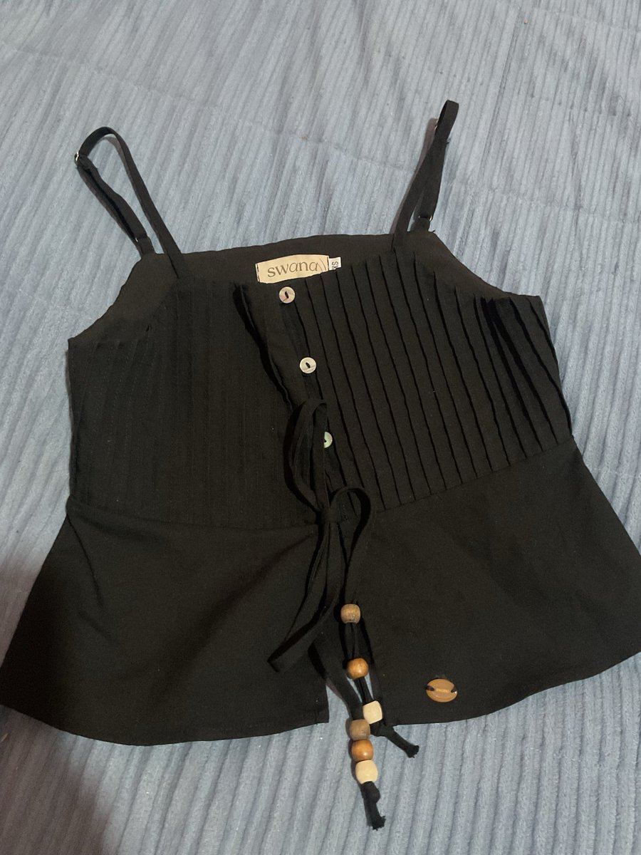 jeayreee's tweet photo. swana.s ไม่มีตน shop4xx ปล่อย 250 #ส่งต่อเสื้อผ้า #ส่งต่อเสื้อผ้ามือสอง #เสื้อผ้ามือสอง #ส่งต่อเสื้อผ้ามือ2 #vghbkk #bemingbkk #cintageshop #stylistshop #ส่งต่อcintage #โล๊ะตู้ #ส่งต่อstylist #เสื้อผ้ามือสองสภาพดี #ส่งต่อคสอ #unigam #duexstudio #ส่งต่อกระเป๋า https://t.co/Loul2LgSiZ