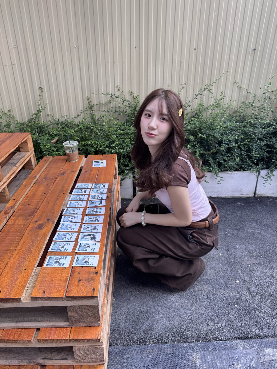 chamcham101048's tweet photo. See yaaaa~~🤎><
#chapterxchampoo
#champookodcha
#chaptermarket https://t.co/C5HxJwvKWz