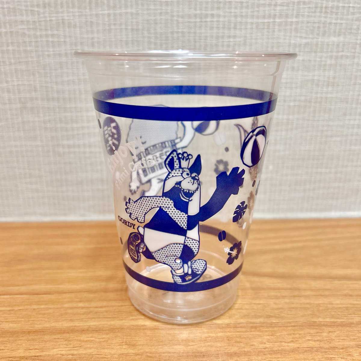 沖縄ファミマのコーヒーのカップが可愛い♡
(わざわざ洗って写真撮った・笑)
調べてみたら
バスケットの琉球ゴールデンキングスの
ゴーディーというチームマスコットらしい🏀