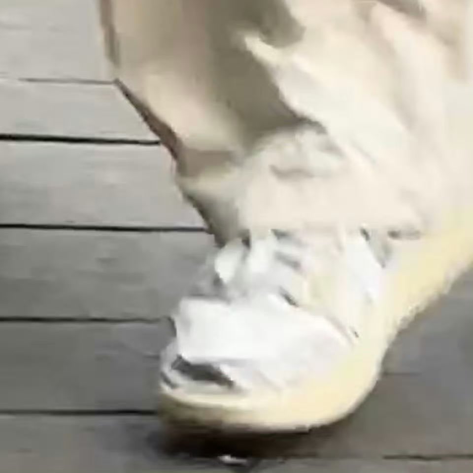 I don't understand why some people deny Nicholas.
He practiced until his knees were bruised and his shoes wore out from endless jumps.
He never stopped trying his hardest.