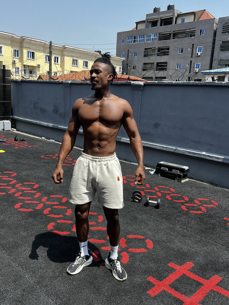 Peter Obi’s Son =End SARS Now or Now!!🇳🇬🇧🇪💪😡 tweet media