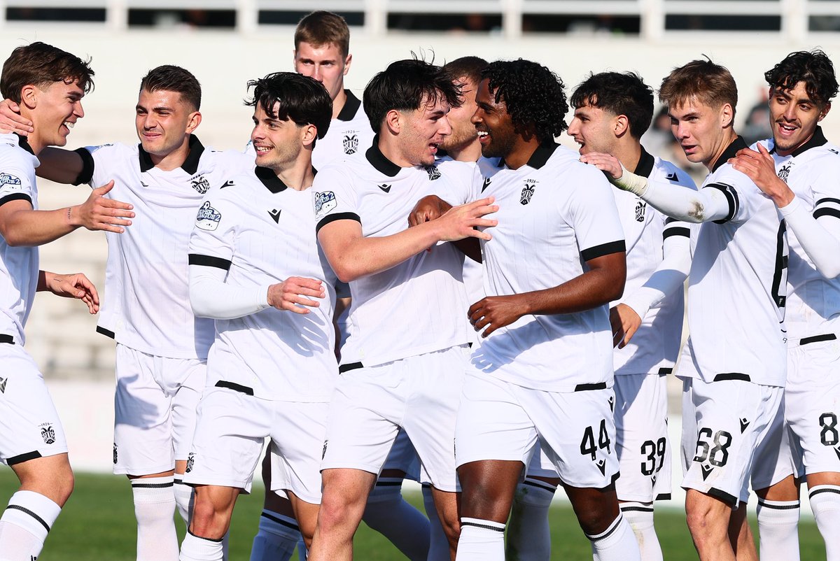 Dani Ponz 👓 tweet media