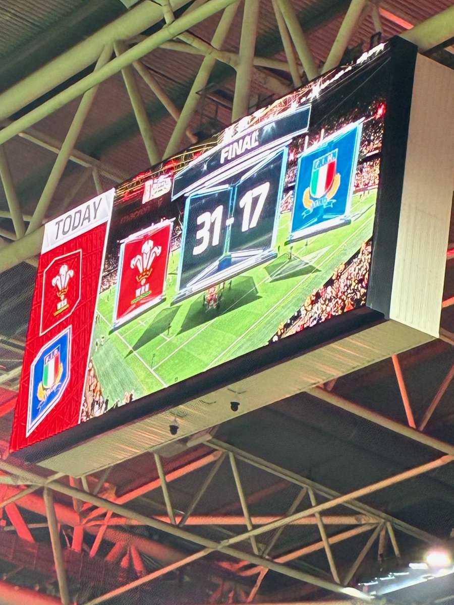 j1corange's tweet photo. What an experience! Grateful to @CapgeminiUK for inviting me to witness the Wales vs Italy match at the Principality Stadium from close to the pitch. Great effort from Wales to finally get a win despite Italy never giving up!
#GuinnessM6N https://t.co/NSwt2v2E2R
