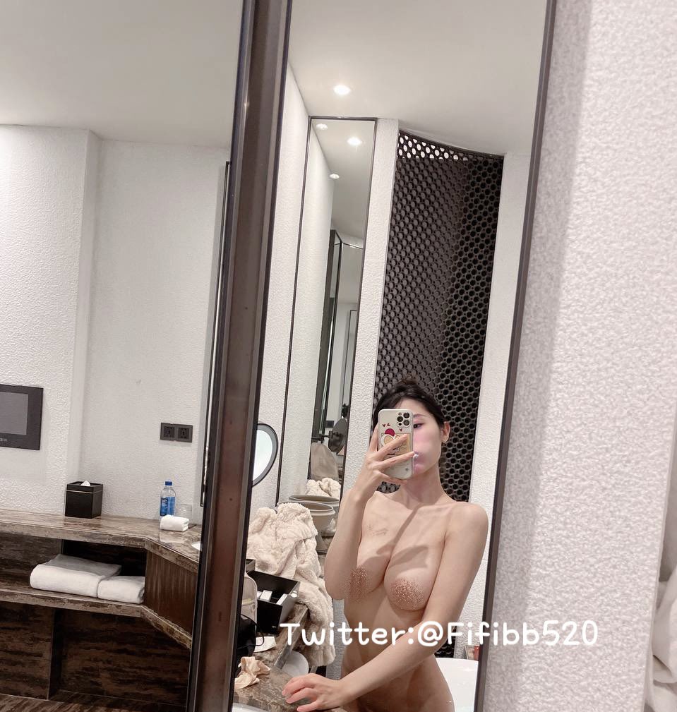 波衣 Boi tweet media