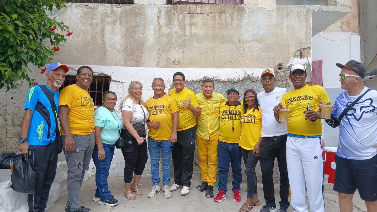 mpjvargas's tweet photo. Somos símbolo de lucha, de compromiso con la gente y de la fuerza de quienes no se rinden ante la adversidad. Unidos, con determinación y amor por Venezuela, seguimos avanzando hacia el país que todos soñamos. 
#VivaVzlaLibre 🇻🇪💛 https://t.co/VSeoDcxLX7