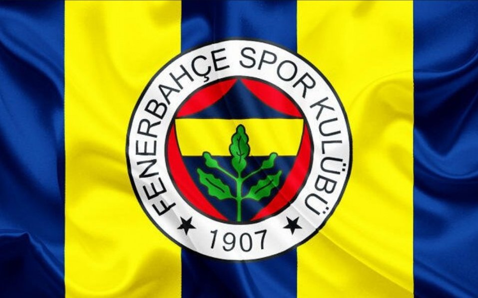 Böyle zamanlarda Fenerbahçenizi daha çok sevin. Dışarı çıkarken formanızı giyin. Balkonunuza bayraklarınızı asın. 

Dalga geçmeye çalışırlar,yılışıklık yaparlar ama içten içe kudururlar. Çünkü aslında hepsi bilir hak etmediklerini. Hiçbir zaman sizin gibi sevemeyeceklerini.