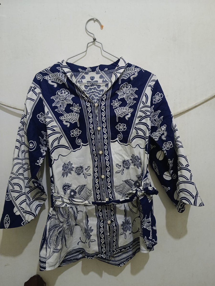 hnmazz's tweet photo. @UNDIP_FESS batik kak https://t.co/DJNnEdP3PJ