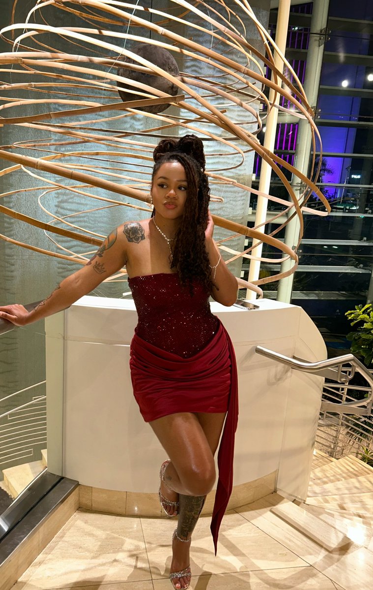 𝓽ꫀꫀ tweet media