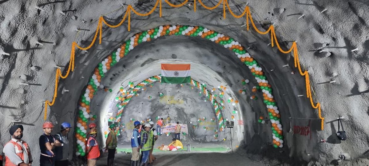 DDNewslive's tweet photo. A significant milestone in rail connectivity for the Northeast.

Northeast Frontier Railway, in collaboration with IRCON International Limited, has achieved the breakthrough of Tunnel No. 8 in the Sivok–Rangpo Railway Project in Sikkim.

The 4.148-km tunnel, excavated under extremely challenging geological conditions, marks major progress in strengthening rail connectivity to the Himalayan state and the wider Northeast region.

#NFR #Sikkim #Railways #Infrastructure #NortheastConnectivity