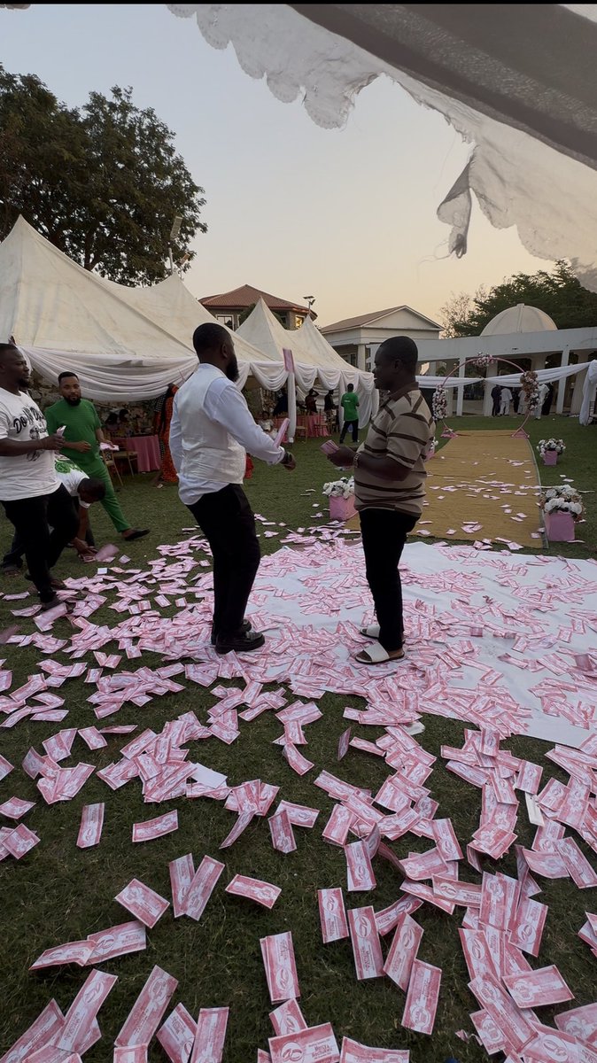 Thebigsol tweet media