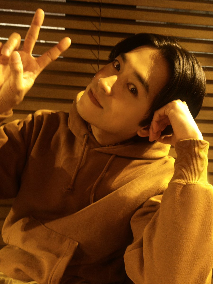 inoue_sora_0812's tweet photo. 舞台「#世界が消えないように 」
@TAACproduce 

無事に9公演が終了しました。
観にきてくれた方々、本当にありがとうございました。

初めての舞台、
難しかったぁ。しんどかったぁ。怖かったぁ。

でも、楽しかった。

またやりたい。
いえ！やります！☺︎

また会う日まで☺️ https://t.co/uIRFmruF8M