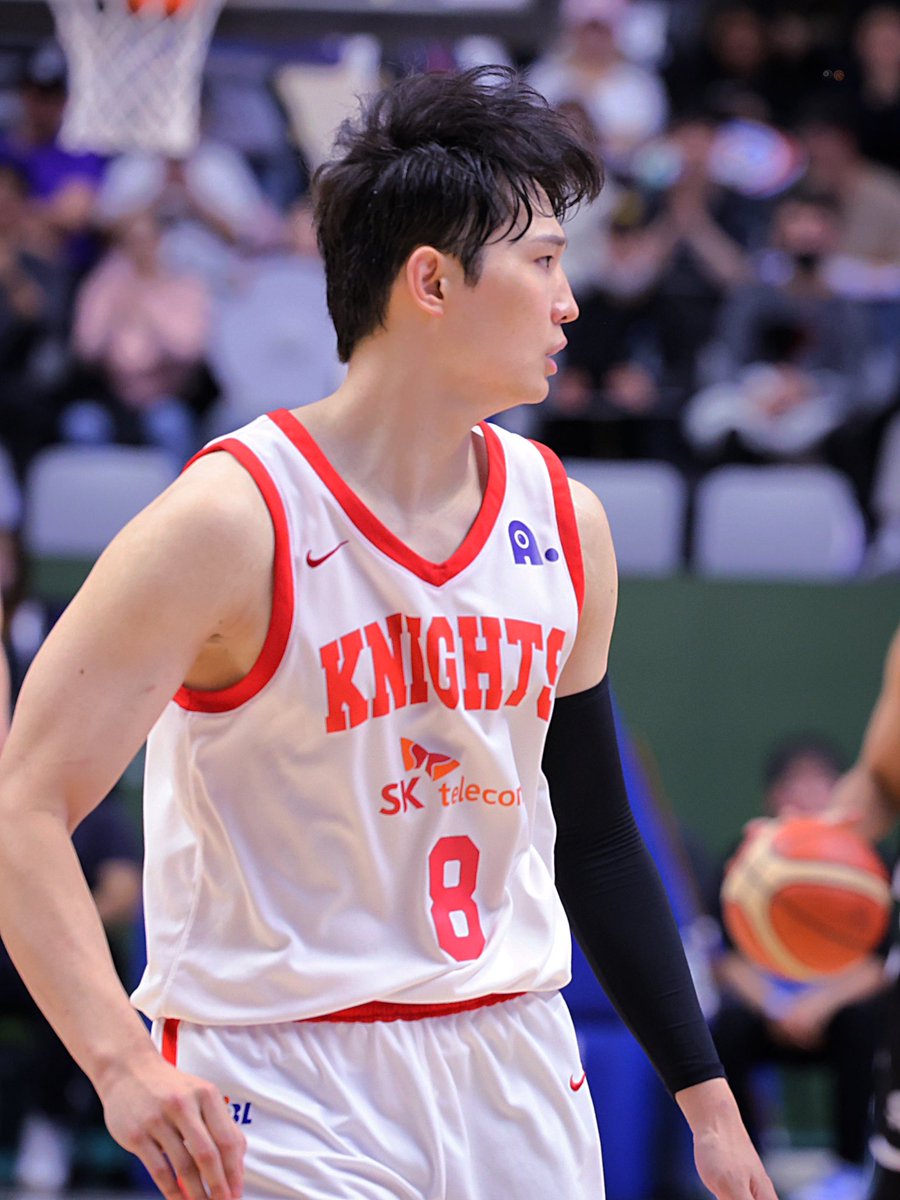뚜 🎱🏀 tweet media