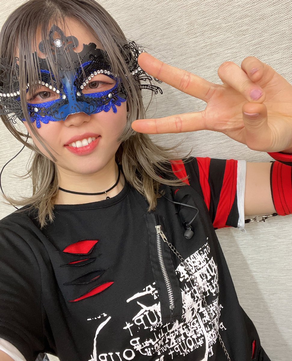 大阪ありがとう🤩

めちゃめちゃ楽しかった〜

次はいよいよラストの新横浜❗️ 

最後まで盛り上がっていこ〜👍！！