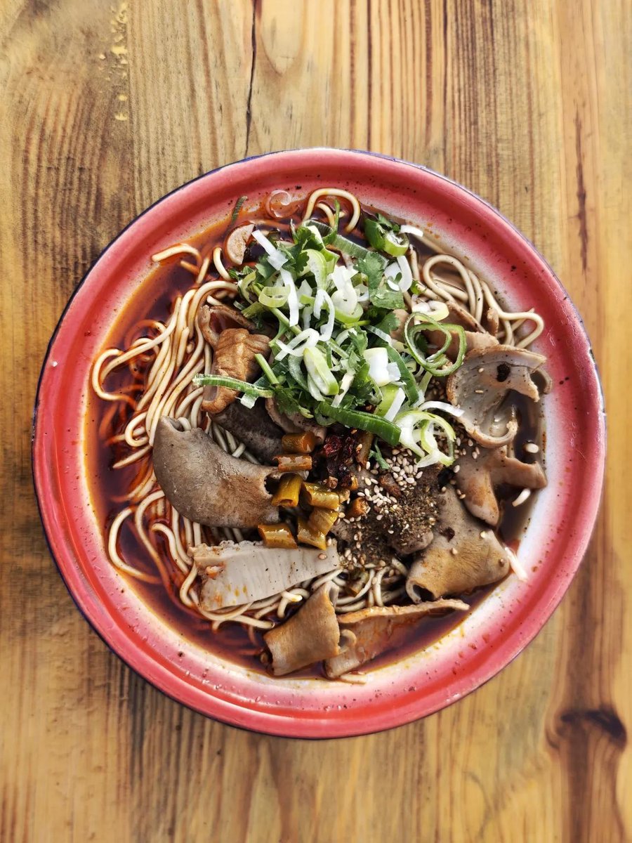 Danielle Levesque tweet media