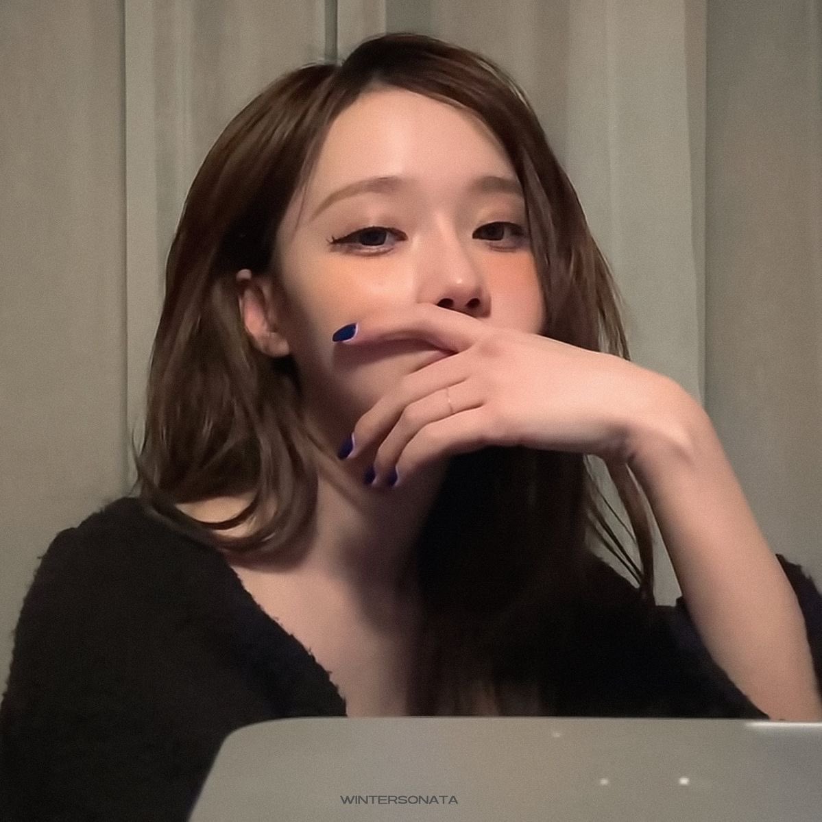 Dubujjeong's tweet photo. 이 외모면 예뻐서 여자들 다 기절하죠 https://t.co/Ejl960LAyz