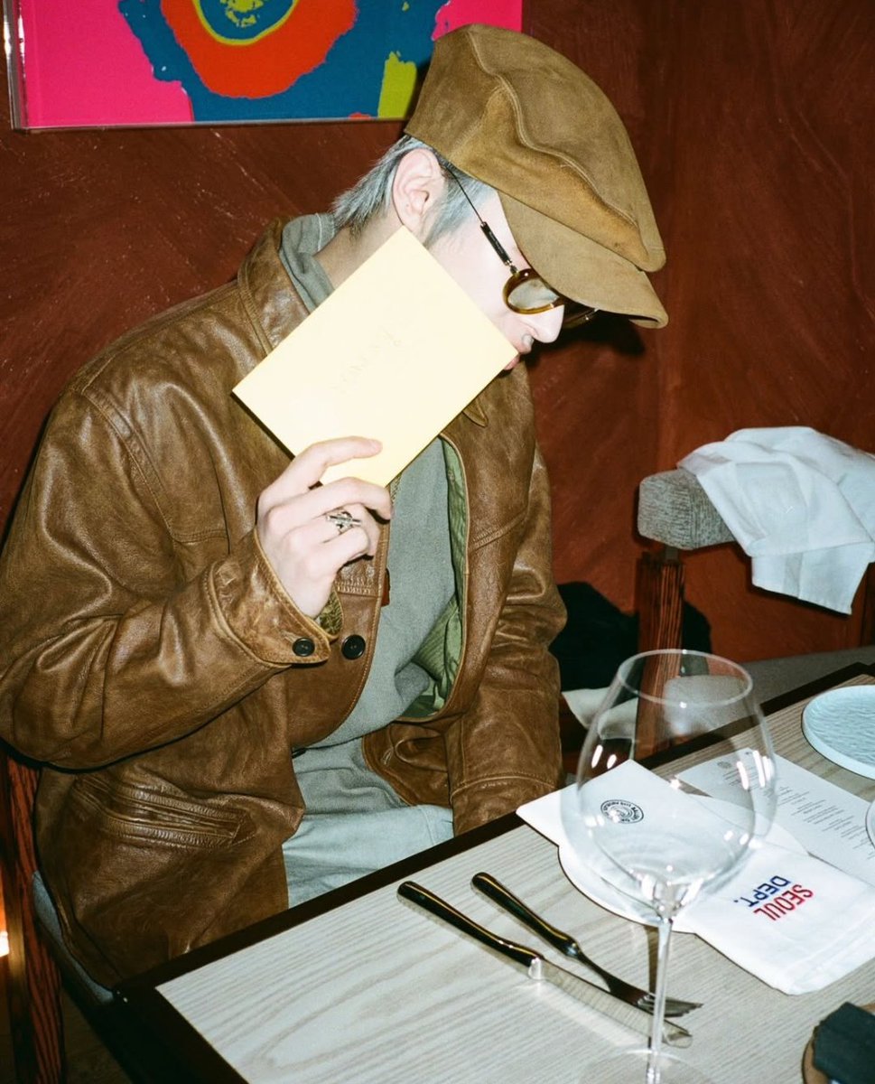 more mingi from the gallery dept event dinner, that beautiful smile of his 🥹