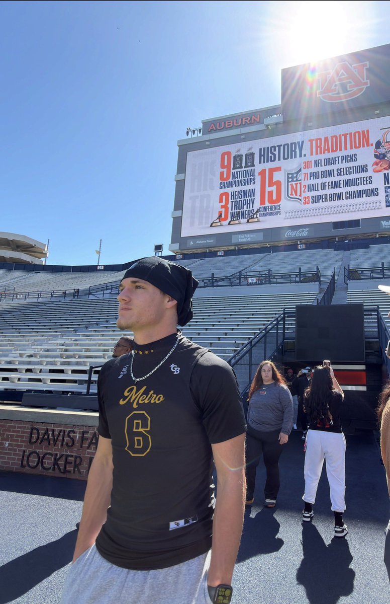 Jon DeVos tweet media