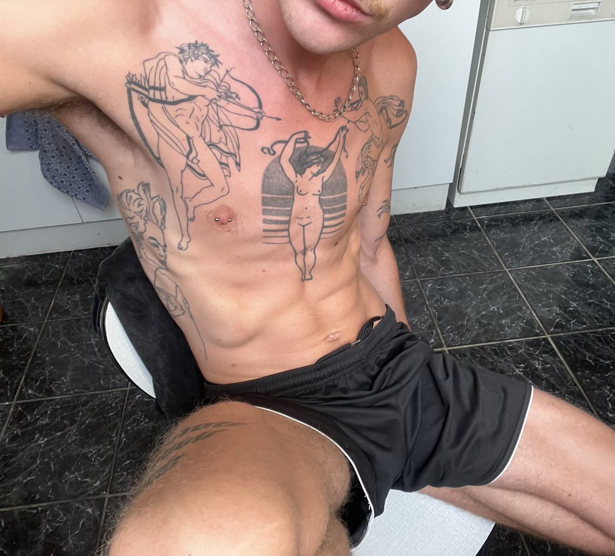 sachatttte's tweet photo. 🥵 https://t.co/bUXuUtAncN