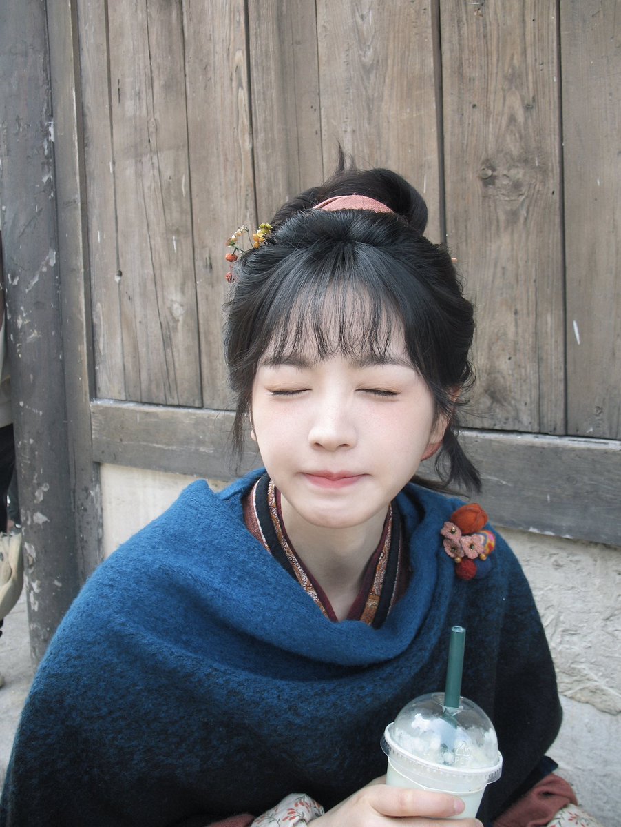 drmminn's tweet photo. 이사진너무좋아서 눈감아도막아른거림.... https://t.co/HzNZ8sMALY