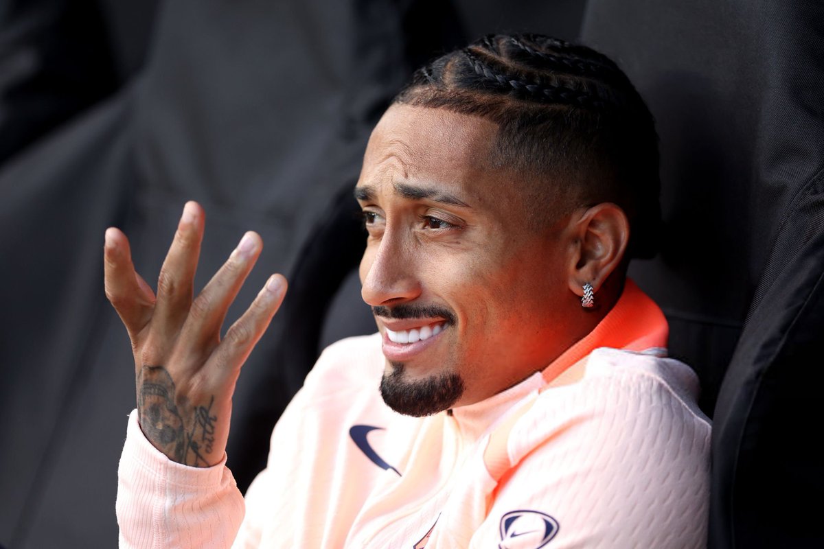 𝙵𝚒𝚗𝚎𝚋𝚘𝚢 ✞𝚞𝚗𝚍𝚎 tweet media