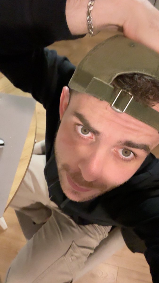 BenjaminAgs tweet media