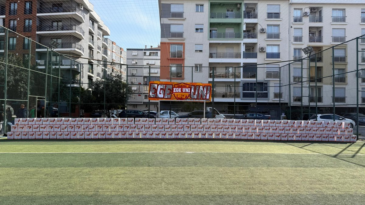 uA UNI EGE tweet media