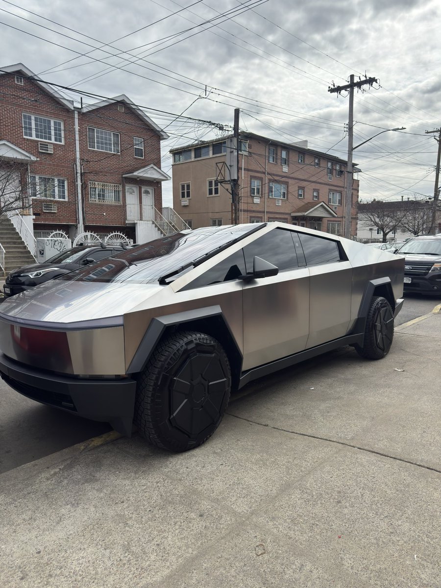 Eddie Nunez tweet media