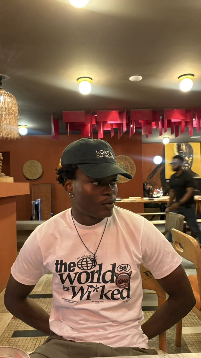 obásolá tweet media