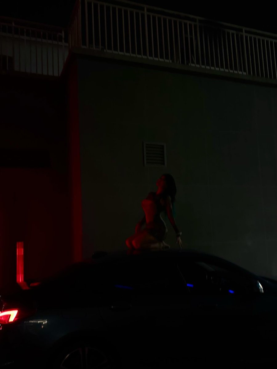 𝒔𝒂𝒏𝒅𝒚 tweet media