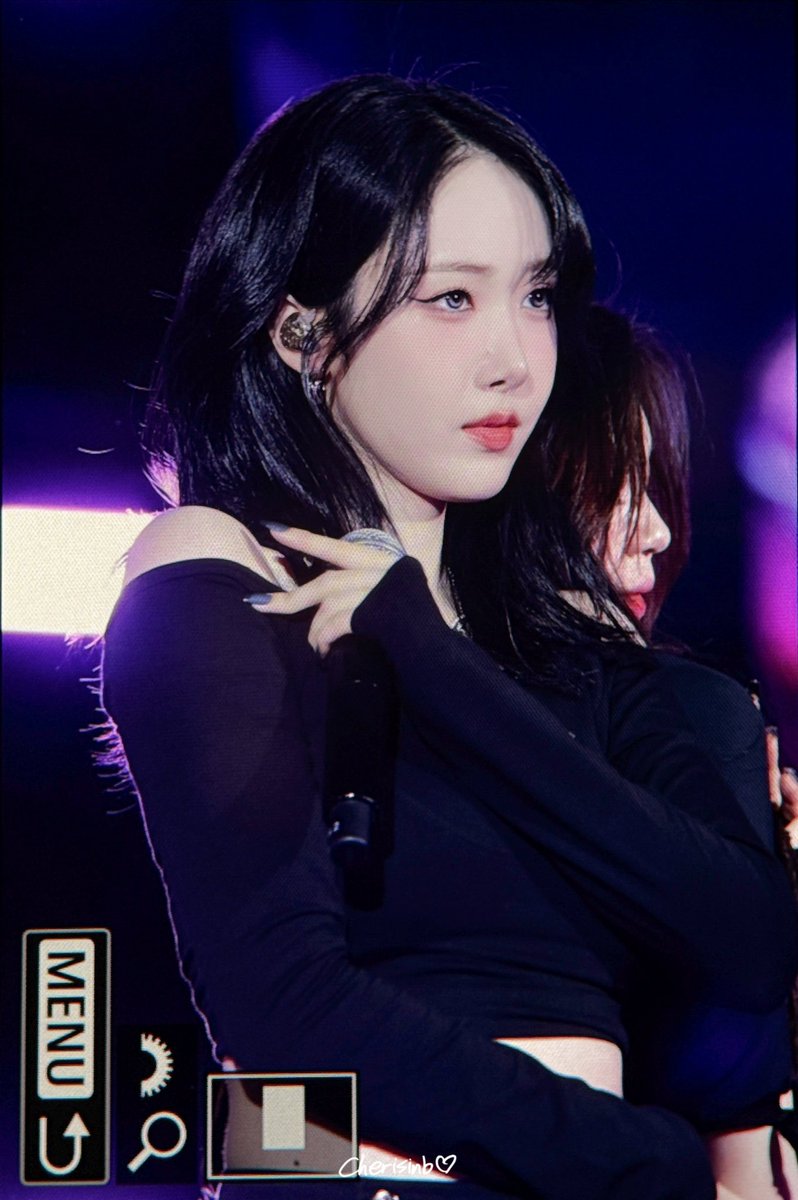 cherisinb tweet media