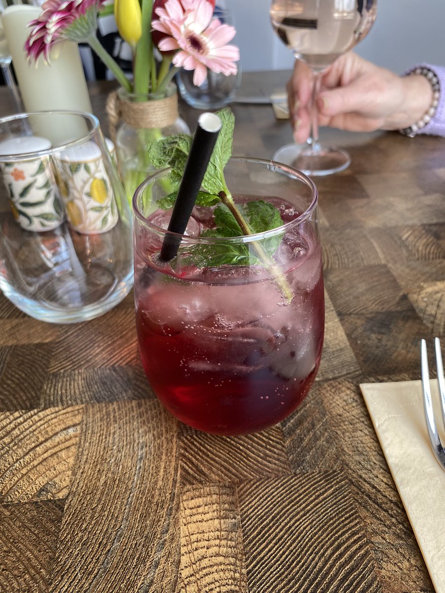 Jamie 🏳️‍🌈 tweet media