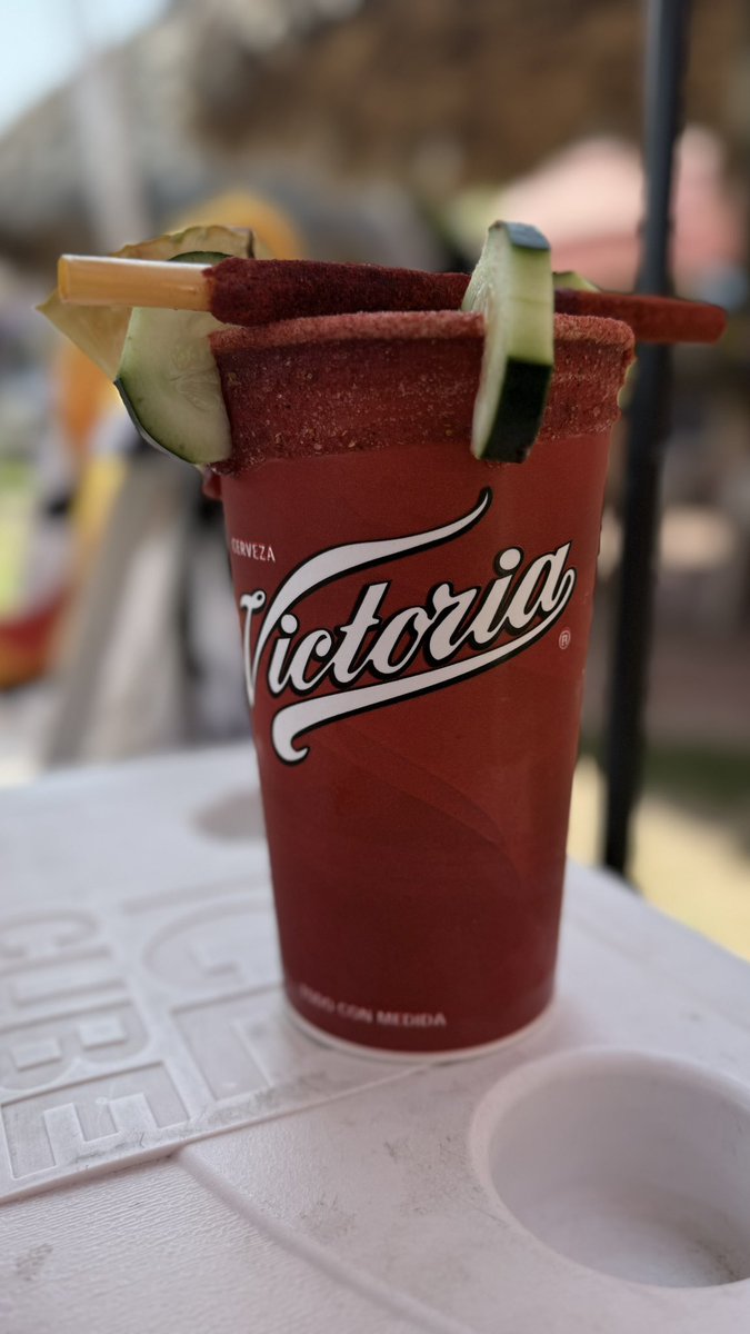 MoreyEmma tweet media