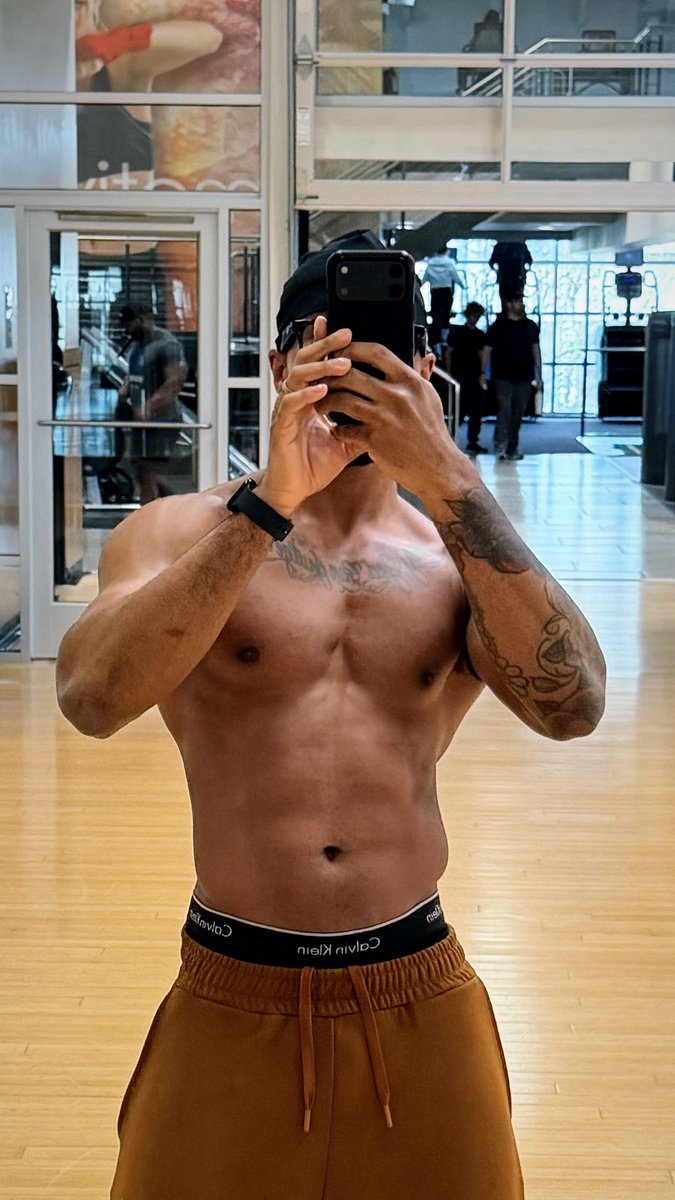 ig : therealryanw_ tweet media