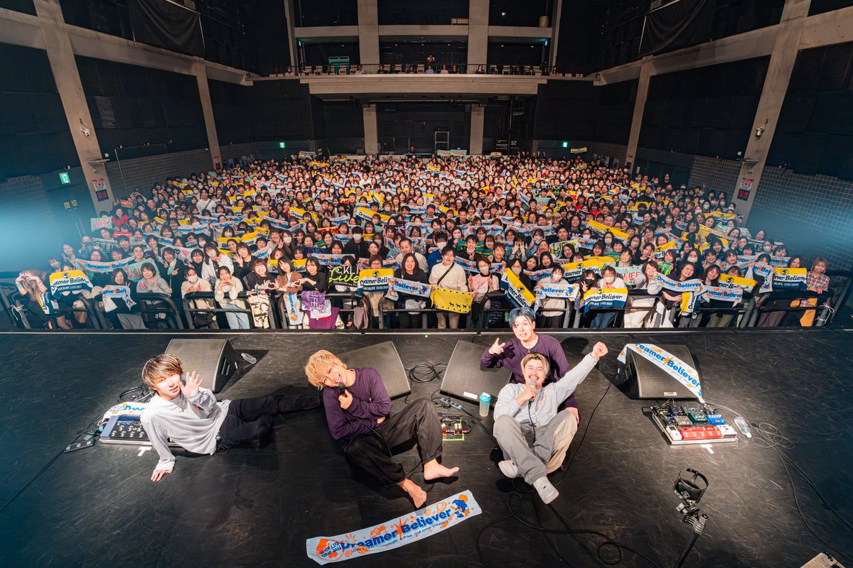 lucklife_info's tweet photo. #ラックライフ TOUR 2026
『Dreamer Believer』〈FINAL&18th生誕祭〉
📍3/15(日) CLUB CITTA’（川崎）

2月から始まった本ツアー、
無事にファイナルを迎えました！
㊗️ツアー完走🎉

CLUB CITTA’の皆様、関係スタッフの皆様、
本日お祝いに集まってくださった皆様、
本当にありがとうございました‼️

TOUR 2026「Dreamer Believer」で、またひとつ夢を叶えることができました。
各会場にお越しくださった皆様、ありがとうございました！

次のTOUR、-Calling-でまたお会いしましょう！
これからもラックライフをどうぞよろしくお願いいたします。

photo by @hilf_ntlo

#DreamerBeliever
#LUCKLIFE #럭라이프
#ラックライフTOUR2026
#CLUBCITTA #18周年
#Calling
#名前を呼ぶよ
#文豪ストレイドッグス
#Bungostraydogs
#문호스트레이독스