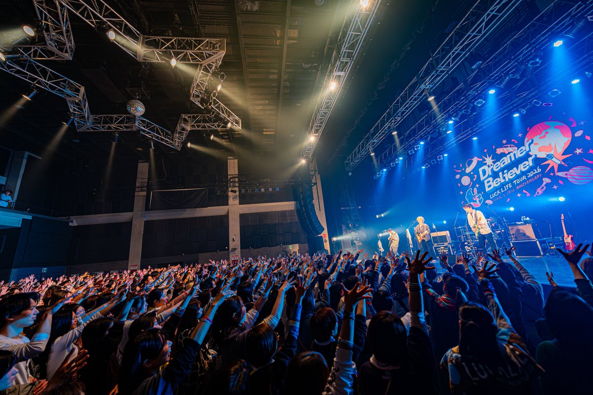 lucklife_info's tweet photo. #ラックライフ TOUR 2026
『Dreamer Believer』〈FINAL&18th生誕祭〉
📍3/15(日) CLUB CITTA’（川崎）

2月から始まった本ツアー、
無事にファイナルを迎えました！
㊗️ツアー完走🎉

CLUB CITTA’の皆様、関係スタッフの皆様、
本日お祝いに集まってくださった皆様、
本当にありがとうございました‼️

TOUR 2026「Dreamer Believer」で、またひとつ夢を叶えることができました。
各会場にお越しくださった皆様、ありがとうございました！

次のTOUR、-Calling-でまたお会いしましょう！
これからもラックライフをどうぞよろしくお願いいたします。

photo by @hilf_ntlo

#DreamerBeliever
#LUCKLIFE #럭라이프
#ラックライフTOUR2026
#CLUBCITTA #18周年
#Calling
#名前を呼ぶよ
#文豪ストレイドッグス
#Bungostraydogs
#문호스트레이독스