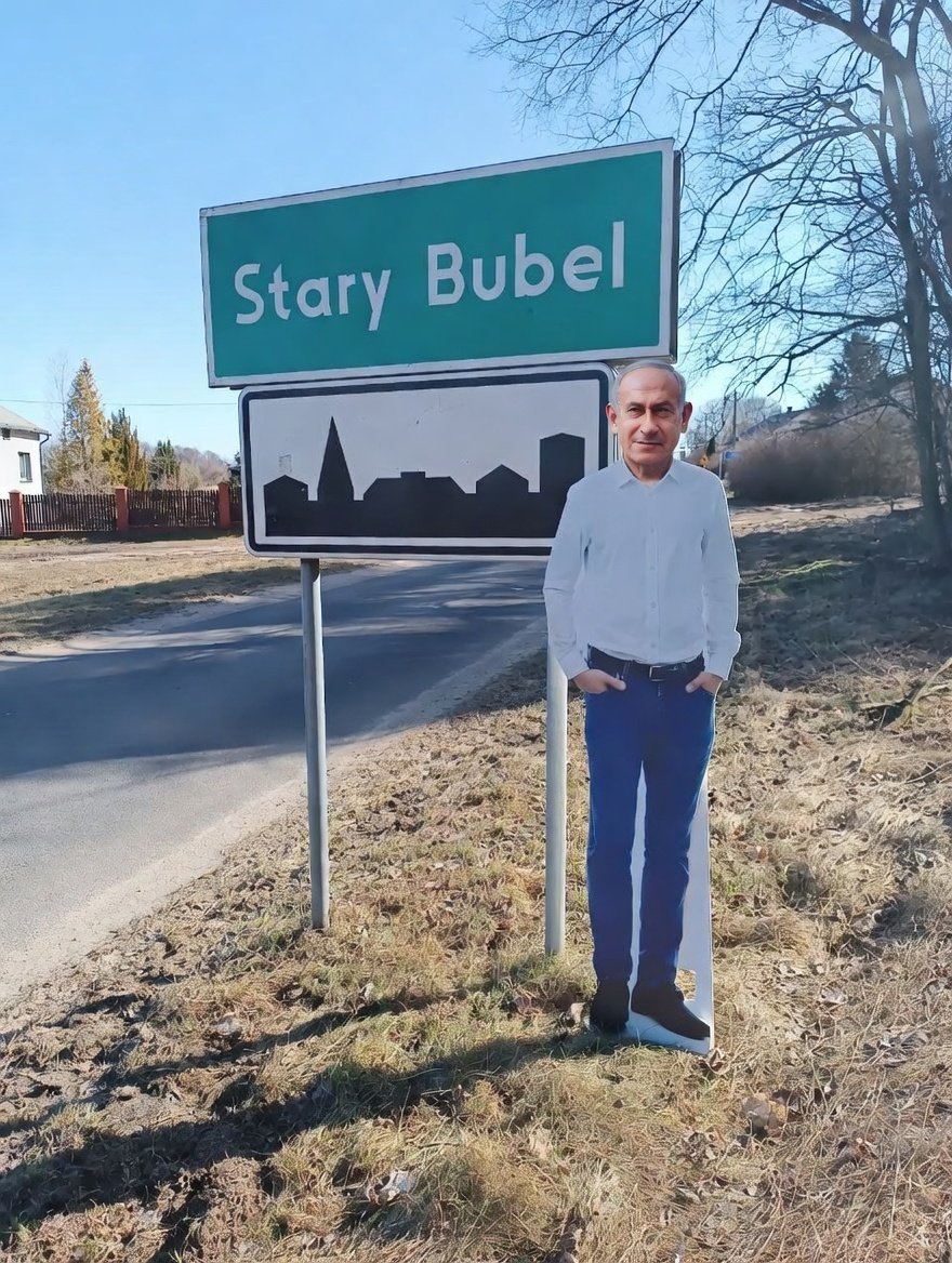 Adam | Krasnal Invader tweet media