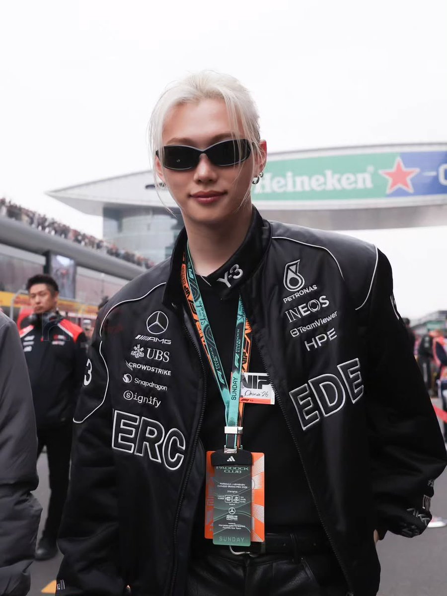 HE IS SO COOL
#FELIX_F1_ChineseGP