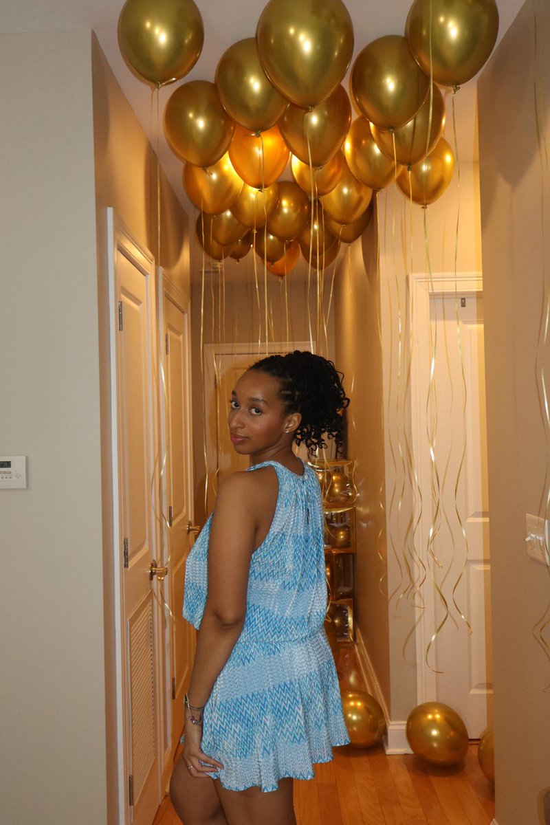 Ms. MBA 😚 tweet media