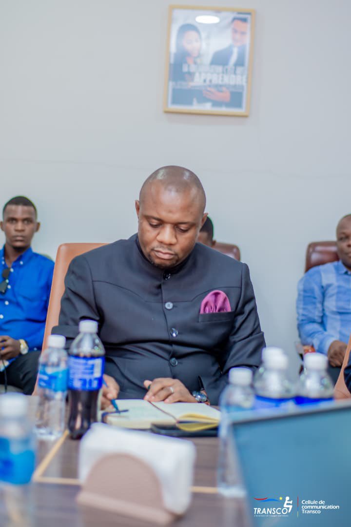 Monia Mwanga💎💎💎 tweet media